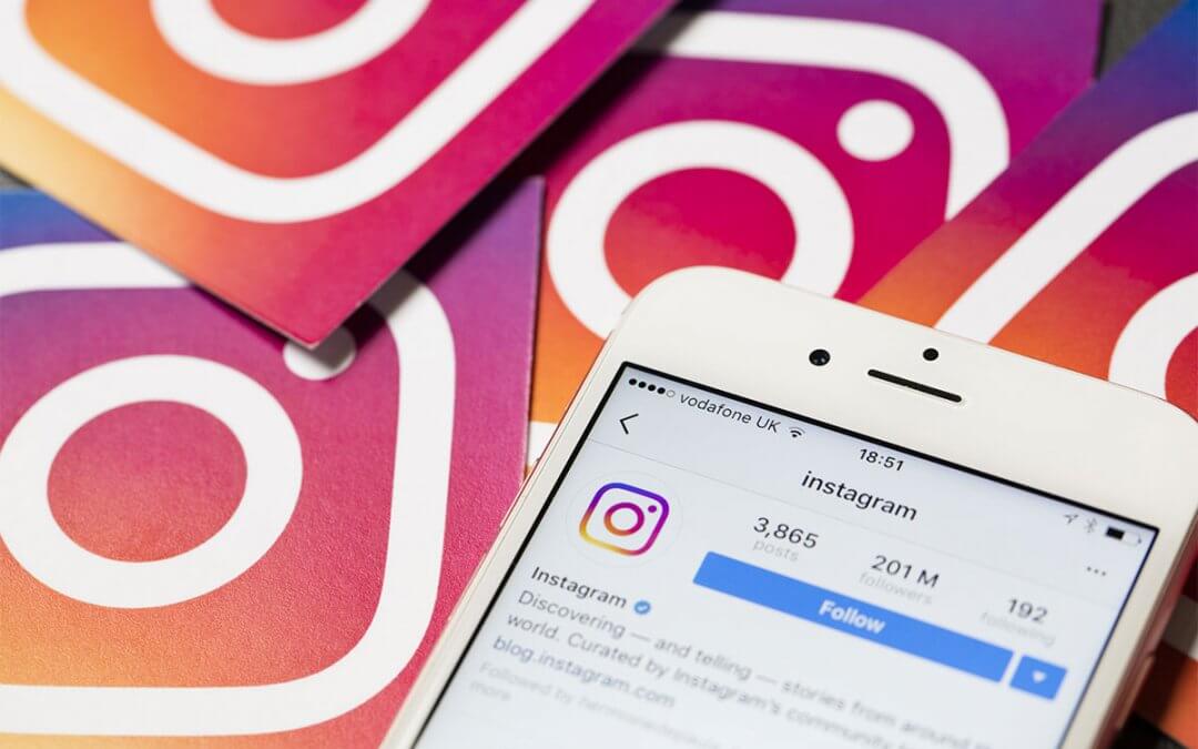 Il post ufficiale con cui Instagram annuncia il cambio look